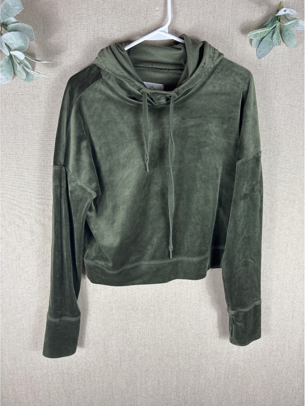Offline > Dark Green Hooded Sweatshirt Small